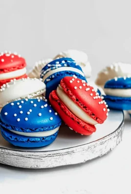4th of July Macarons